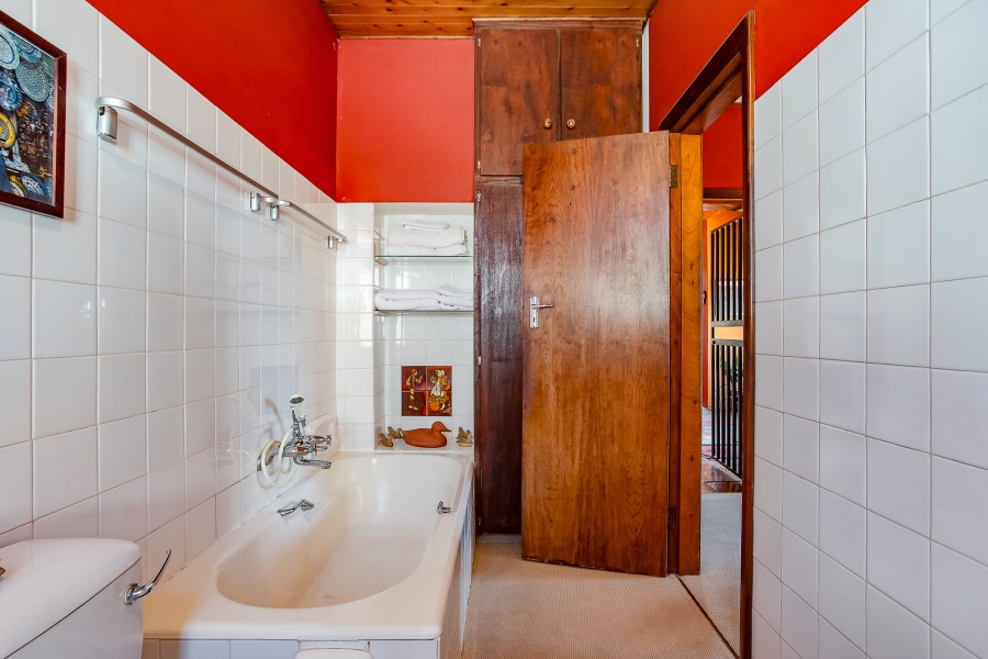 4 Bedroom Property for Sale in Buitenverwagting Western Cape